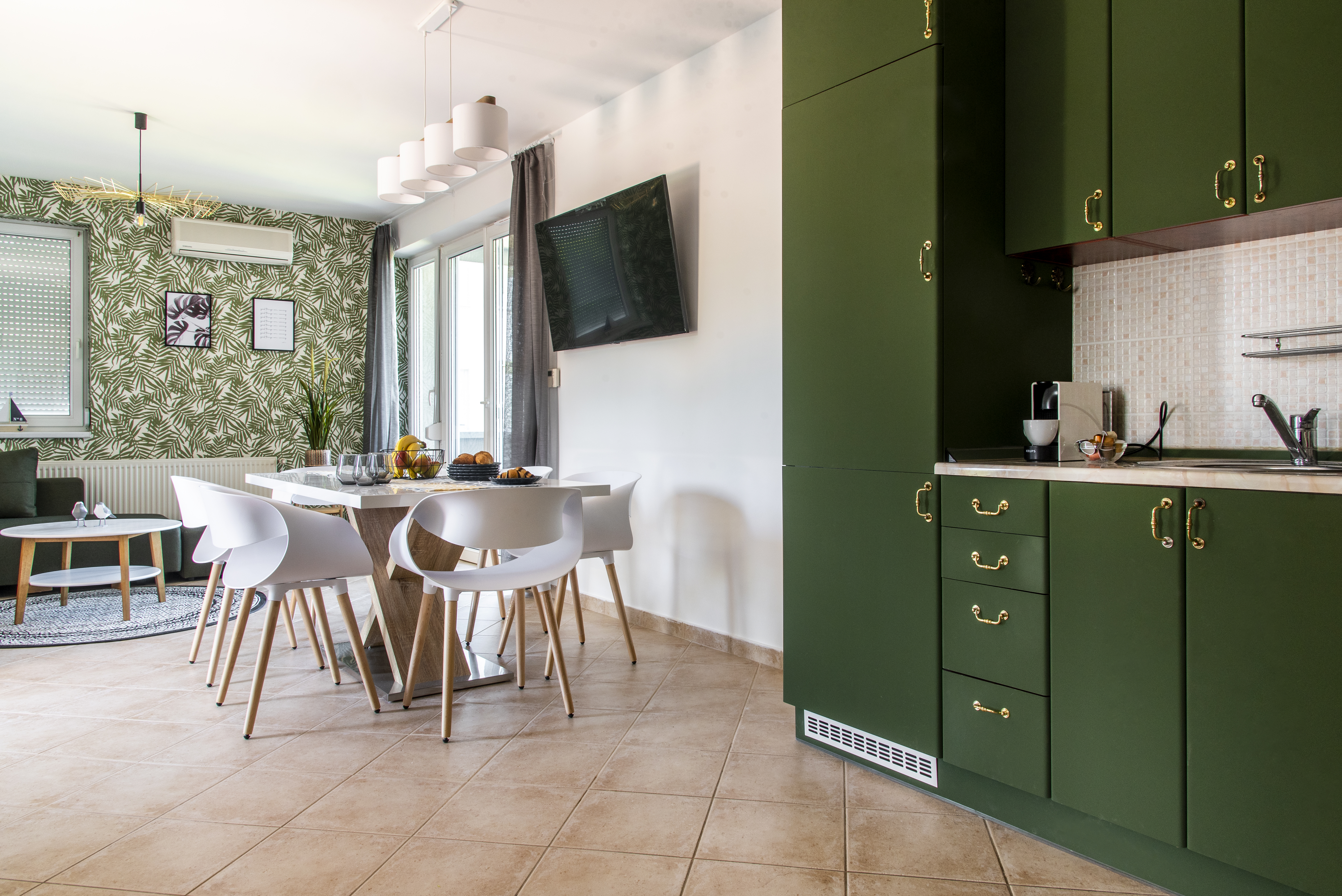 Siófok vacation home kitchen